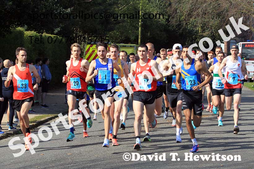 Senior Mens Northern 12 Stage Road Relay, 2022 Northern 12 and 6 Stage Road Relays,  Birkenhead Park, Birkenhead, Wirral.  Photo: David T. Hewitson/Sports for All Pics